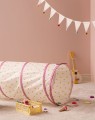 pol_pl_Kids-Concept-Tunel-do-zabawy-w-kropki-rozowy-35998_2.jpg