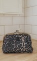 pol_pl_ELODIE-DETAILS-Organizer-Zip-Go-Le-Leopard-36660_1.jpg